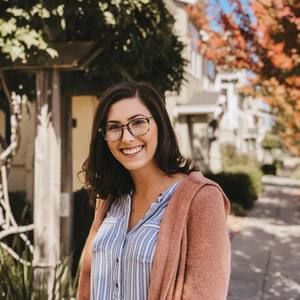 Meet your Posher, Alix